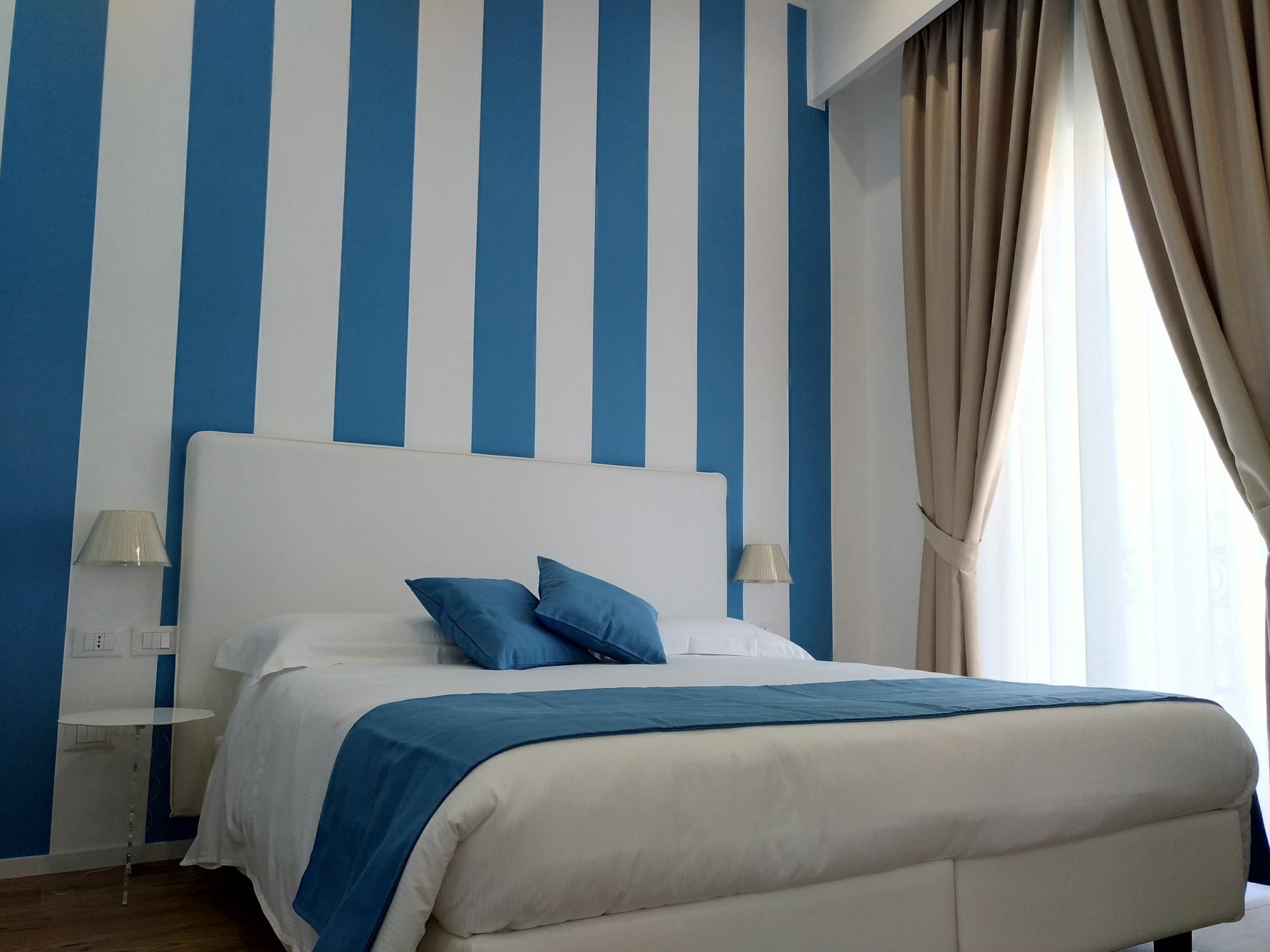 Domus Nova Hotell Reggio di Calabria Exteriör bild